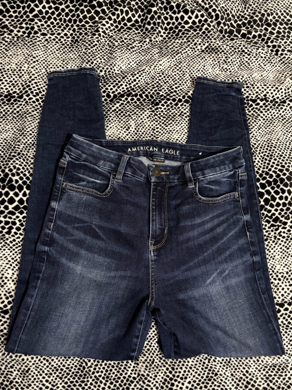 American Eagle Outfitters Women's Dark Indigo Skinny Jeans
